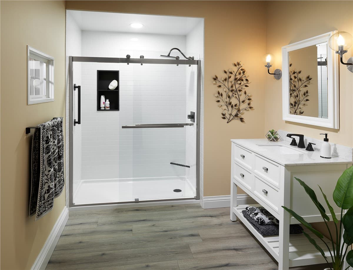 Modern Walk-In Shower